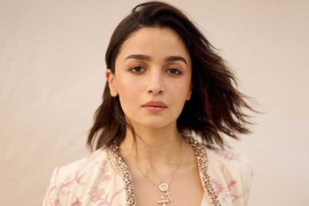 Alia Bhatt speaks up for students protesting