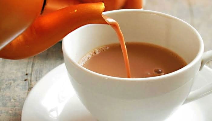 Dead lizard found in teapot, 5 Multan family members fall ill