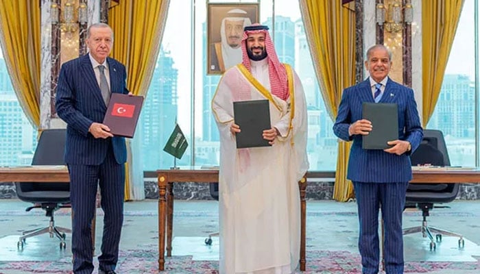 First Makkah defence pact meeting begins today