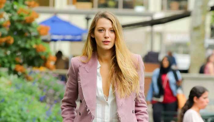 Blake Lively wows fans with whimsical 'chaos candy cake'