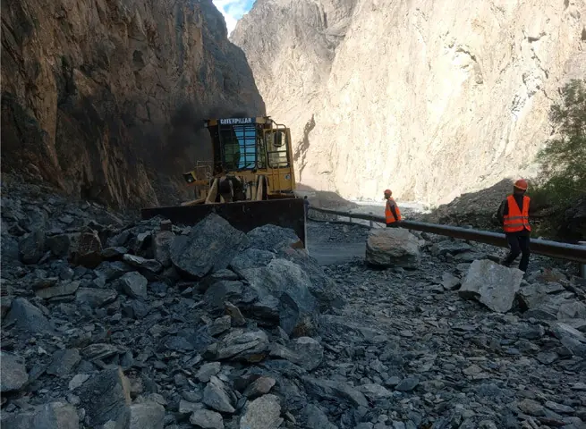 Cloudburst floods disrupt life across Ghizer and Hunza