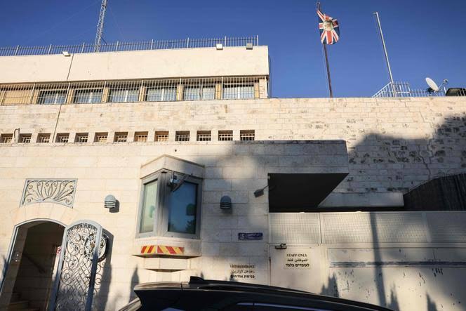 Israel to shut British consulate in East Jerusalem after UK, France and Canada announce settlement import bans