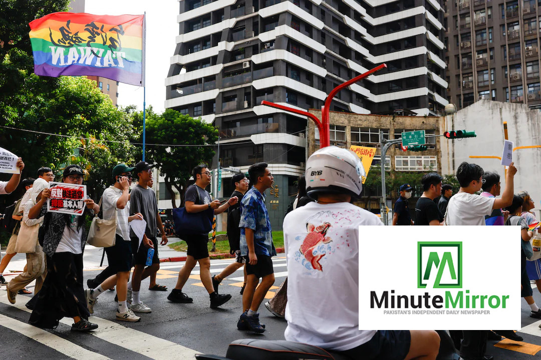 Protest erupts in Taipei after police raid gay bar
