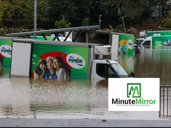 Istanbul floods kill 3, leave 5 missing as record ...